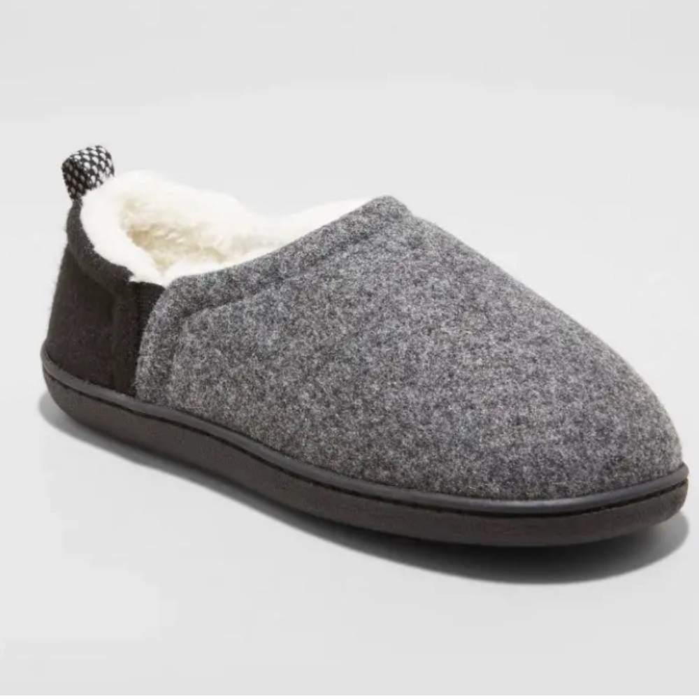 Cat & Jack Slipper